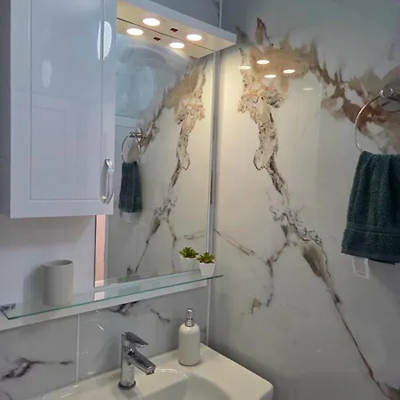 Lily Complex Padaloto Апартамент Смолян
