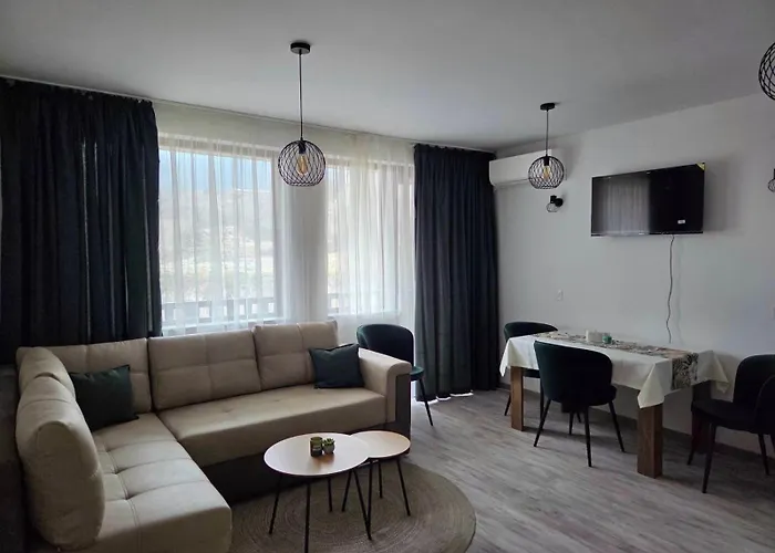 Apartament Lily Complex Padaloto Smolan